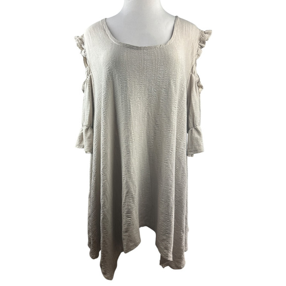 Farmhouse Frocks Cold Shoulder Lagonlook Oversized Tunic Top Tan Plus Size XXXL - Picture 15 of 16